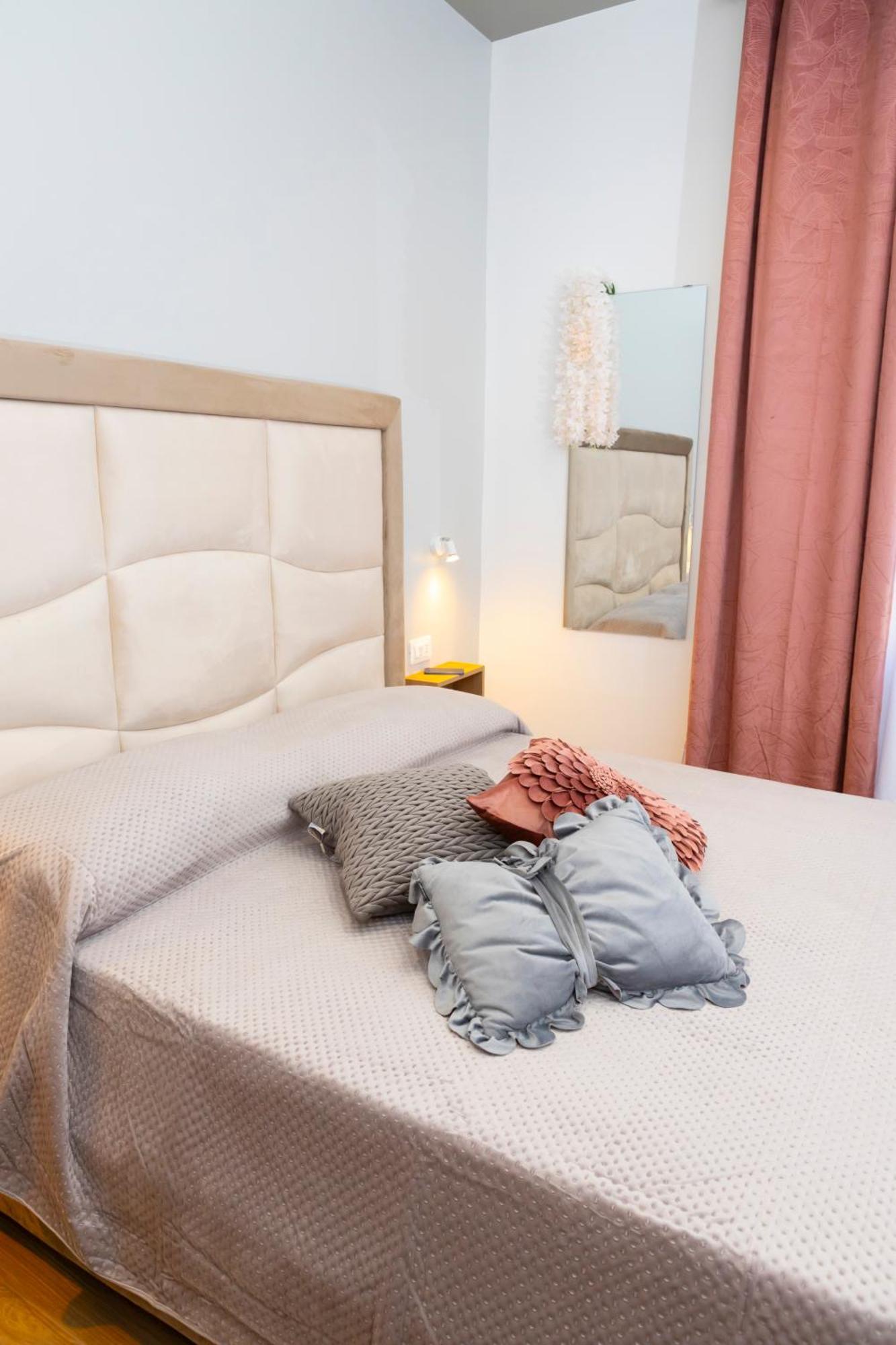 Alleria Rooms Nápoly Kültér fotó