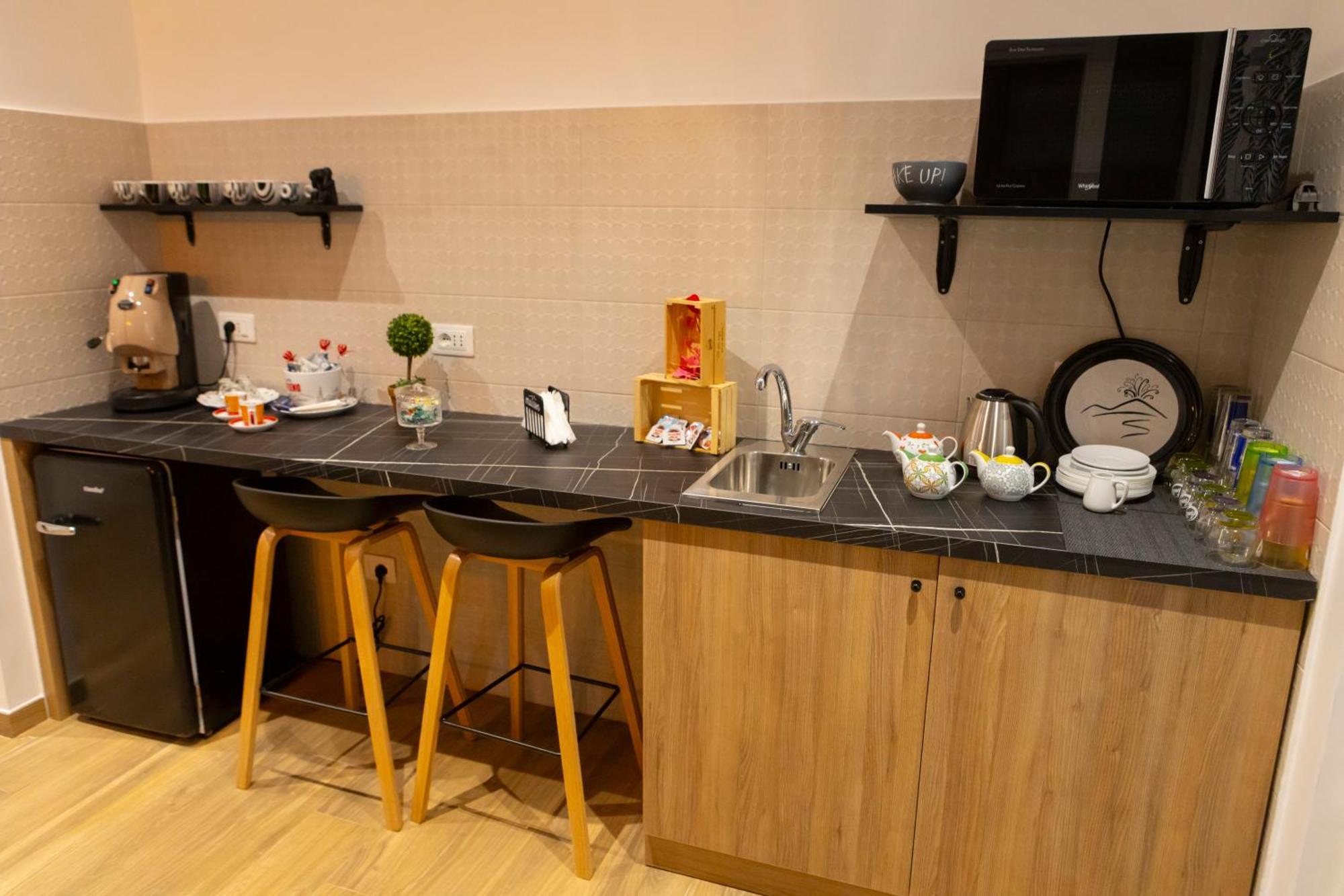 Alleria Rooms Nápoly Kültér fotó
