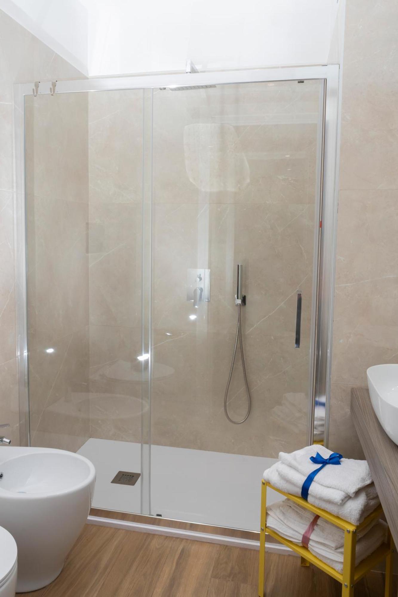 Alleria Rooms Nápoly Kültér fotó