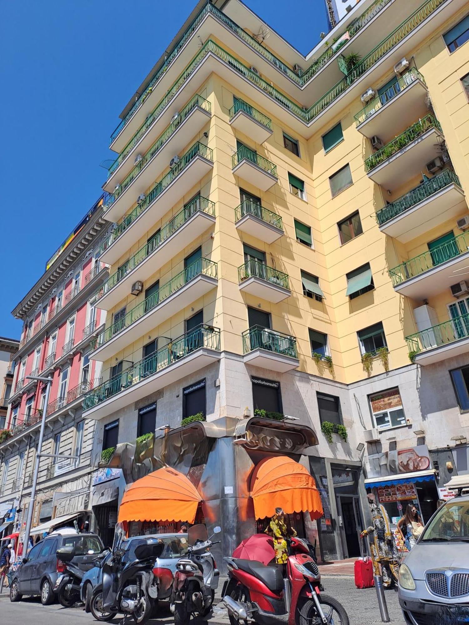 Alleria Rooms Nápoly Kültér fotó